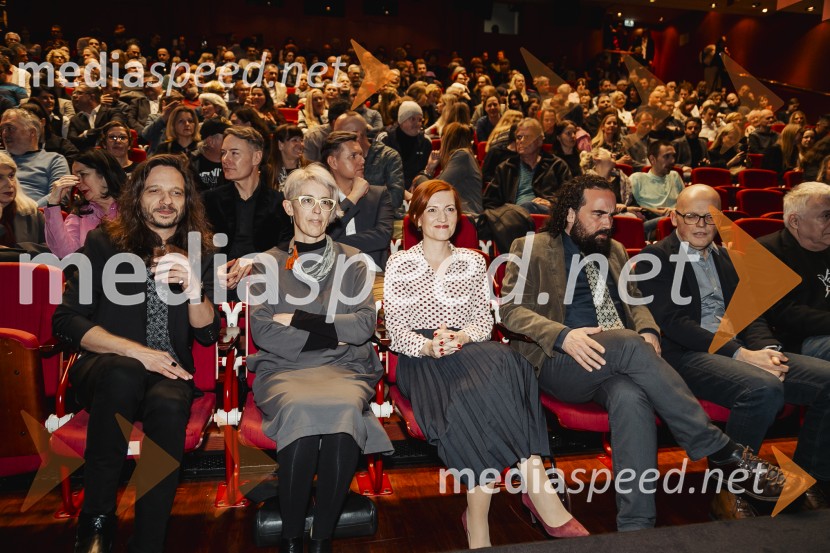  Peter Baroš, direktor kulturno-umetniškega programa Cankarjevega doma;  ... ; dr. Asta Vrečko, ministrica za kulturo;   Jure Novak, generalni direktor, Cankarjev dom;  Simon Popek, vodja filmskega programa Cankarjevega doma27. Festival dokumentarnega filma, otvoritev