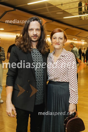  Peter Baroš, direktor kulturno-umetniškega programa Cankarjevega doma; dr. Asta Vrečko, ministrica za kulturo27. Festival dokumentarnega filma, otvoritev