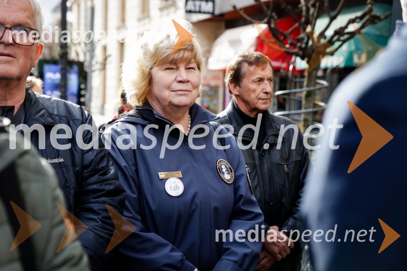 mag. Lučka  Lazarev Šerbec,  predsednica Zveze društev Generala Maistra; dr. Boris ŽnidaričRez vinske trte akademika dr. Antona Trstenjaka