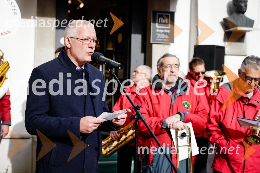  Toni   Jelovica , župan Središča ob DraviRez vinske trte akademika dr. Antona Trstenjaka