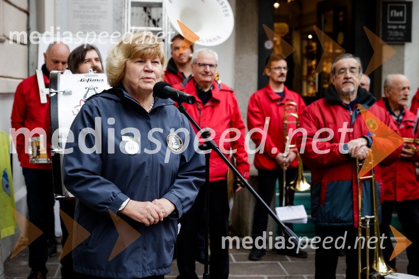  ... ;  ... ;  ... ;  ... ;  Janez  Škrabec, direktor Riko d.o.o.;  ... ;  ... ;  ... Rez vinske trte akademika dr. Antona Trstenjaka