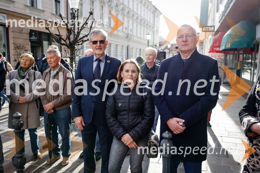  Dušan Gerlovič, predsednik UAT; prof. dr. Tatjana Košmerl, profesorica na Biotehniški fakulteti v Ljubljani, mentorica zmagovalne ekipe Lidlov mladi vinar 2016;  Toni   Jelovica , župan Središča ob DraviRez vinske trte akademika dr. Antona Trstenjaka