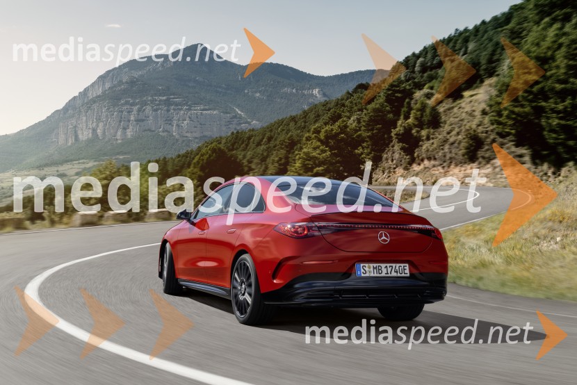 Mercedes-Benz CLA: Inteligenca, eleganca in električna prihodnost