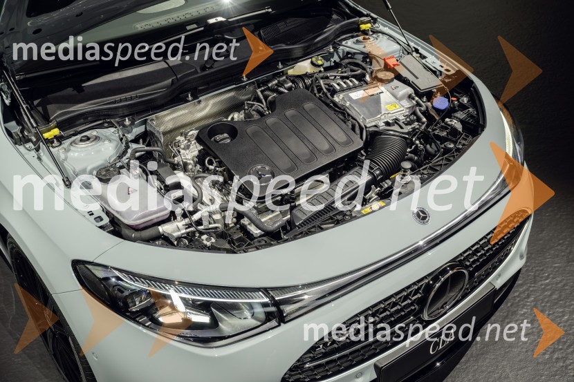 Mercedes-Benz CLA: Inteligenca, eleganca in električna prihodnost