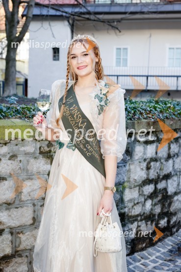  Sandra Kumer, 6.vinska kraljica Jeruzalemsko ormoških goricRez vinske trte akademika dr. Antona Trstenjaka