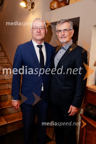 mag. Aleš Drenik, vodja programa resne glasbe, opere in balet, Cankarjev dom;  ... Rez vinske trte akademika dr. Antona Trstenjaka