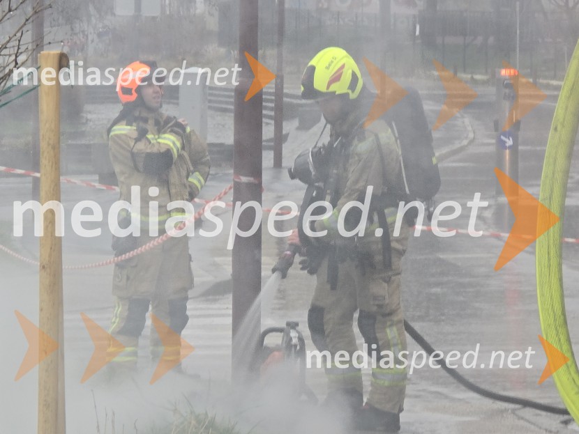 Požar na Loški cesti v Mariboru