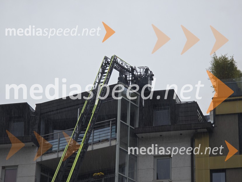 Požar na Loški cesti v Mariboru