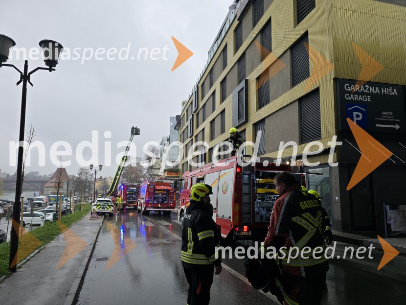 Požar na Loški cesti v Mariboru