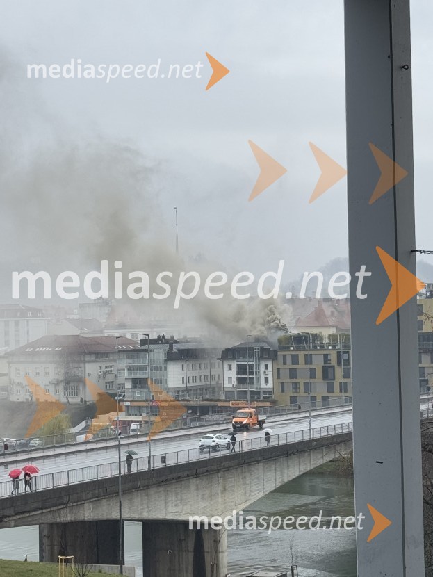 Požar na Loški cesti v Mariboru