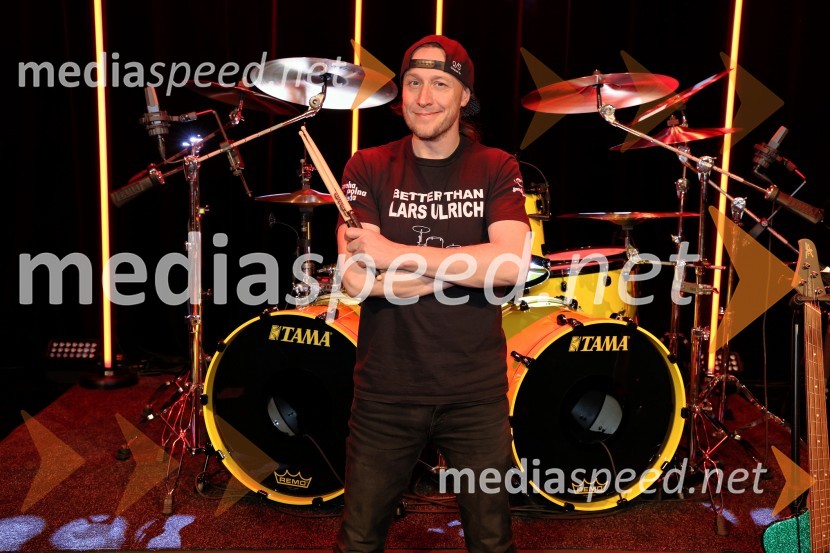  Marko Soršak-Soki, bobnar, skupina Elvis JacksonSokijev dobrodelni masterclass