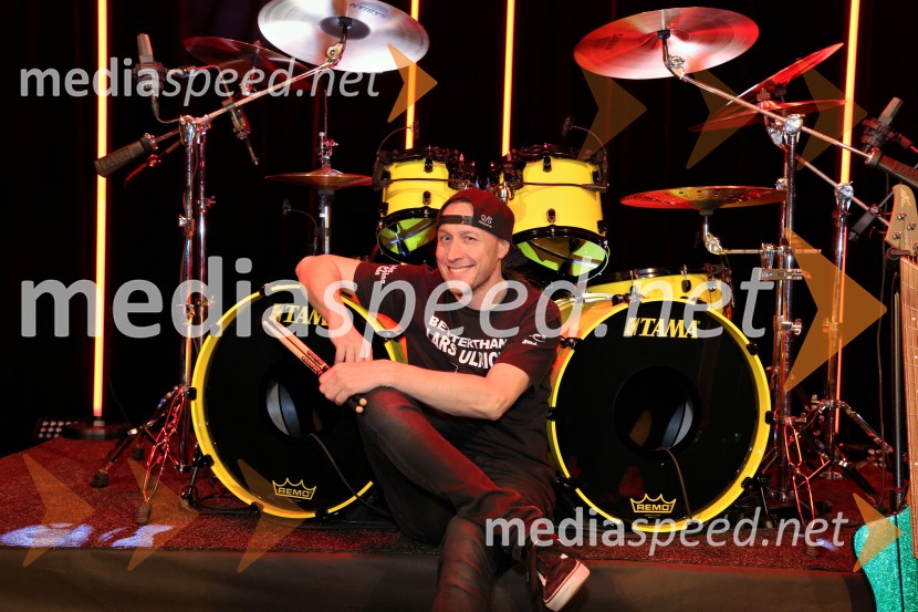  Marko Soršak-Soki, bobnar, skupina Elvis JacksonSokijev dobrodelni masterclass