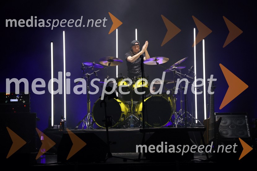  Marko Soršak-Soki, bobnar, skupina Elvis JacksonSokijev dobrodelni masterclass