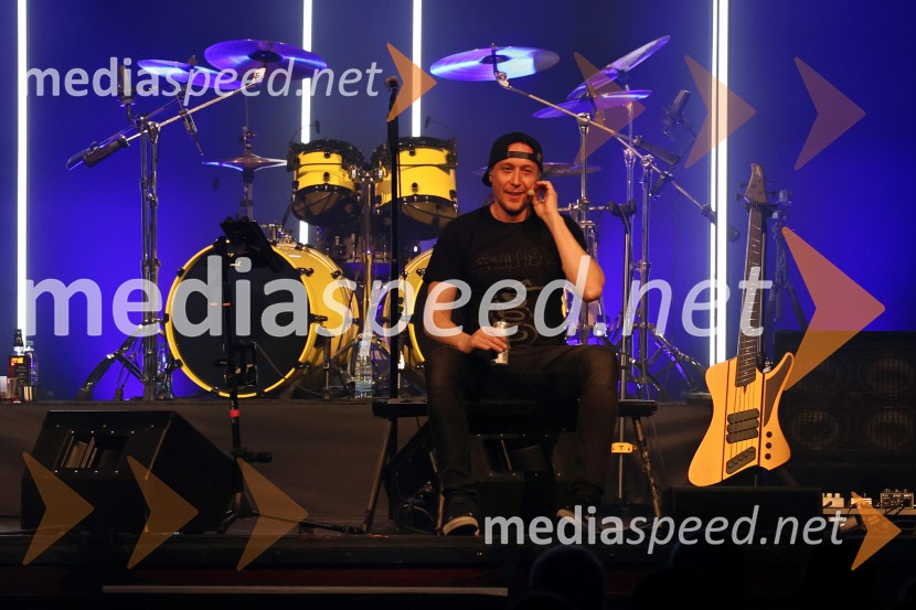  Marko Soršak-Soki, bobnar, skupina Elvis JacksonSokijev dobrodelni masterclass