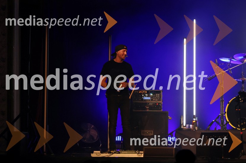  Marko Soršak-Soki, bobnar, skupina Elvis JacksonSokijev dobrodelni masterclass