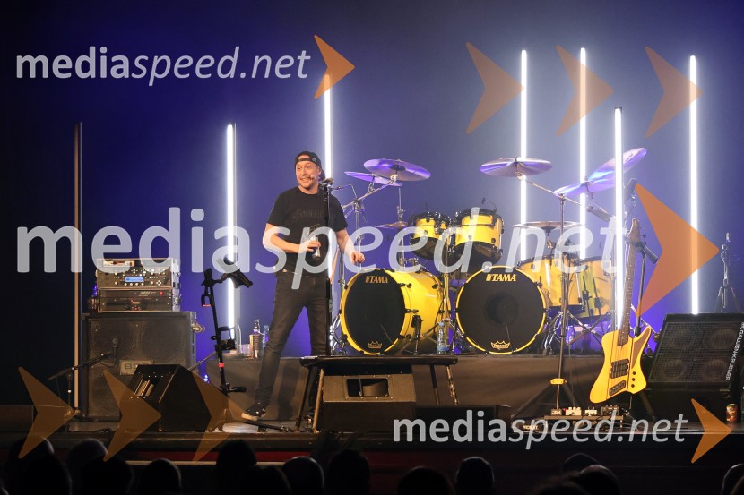  Marko Soršak-Soki, bobnar, skupina Elvis JacksonSokijev dobrodelni masterclass