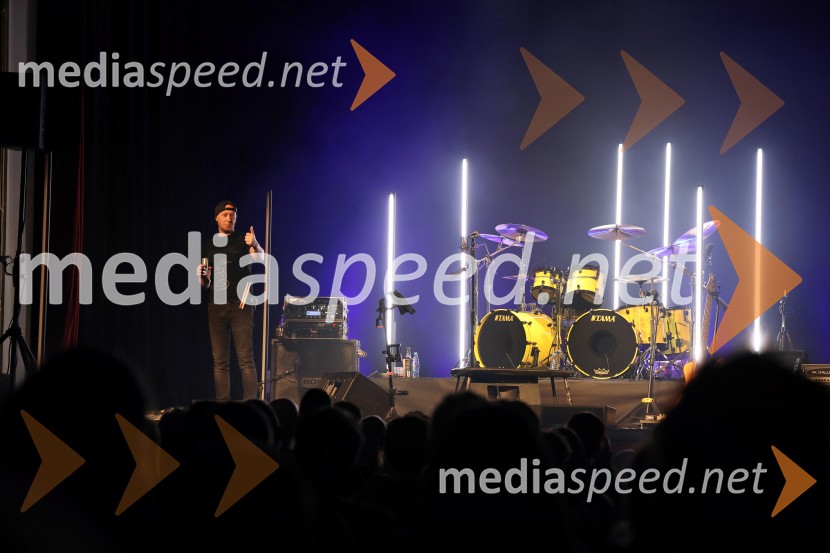  Marko Soršak-Soki, bobnar, skupina Elvis JacksonSokijev dobrodelni masterclass