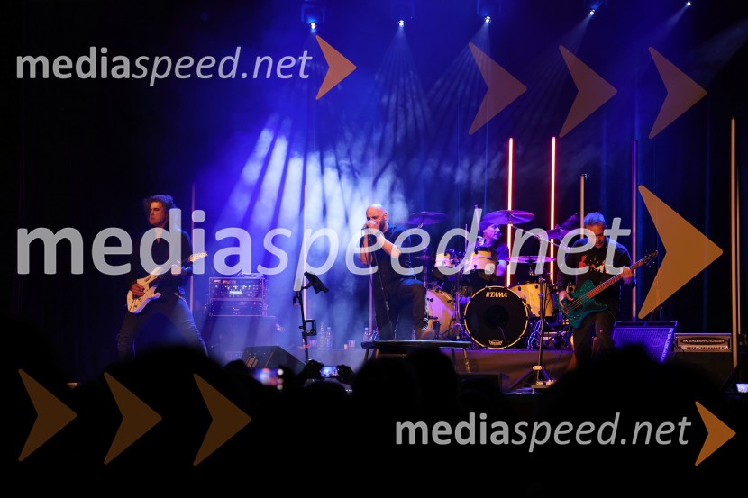  Bor Zuljan, kitarist, Šank rock;  Gregor Jančič, pevec skupine Happy Ol´McWeasel;  Marko Soršak-Soki, bobnar, skupina Elvis Jackson;  Jani Hace, glasbenik, SiddhartaSokijev dobrodelni masterclass