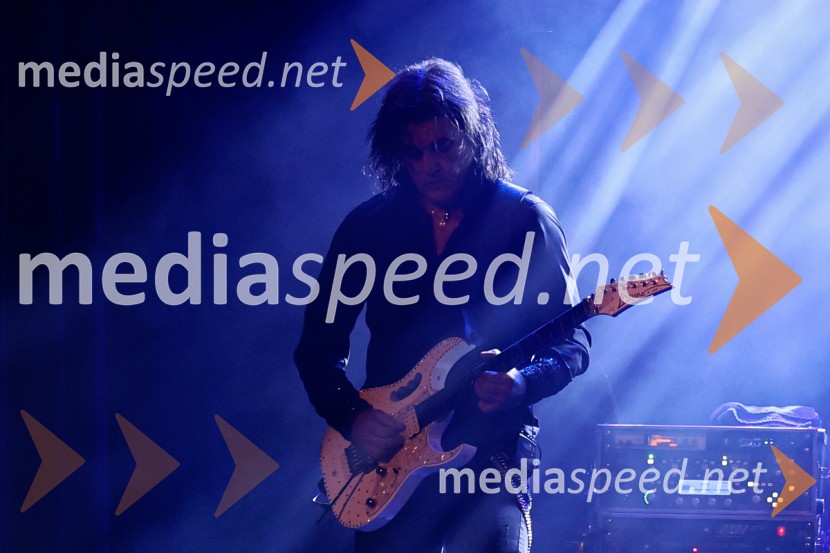  Bor Zuljan, kitarist, Šank rockSokijev dobrodelni masterclass