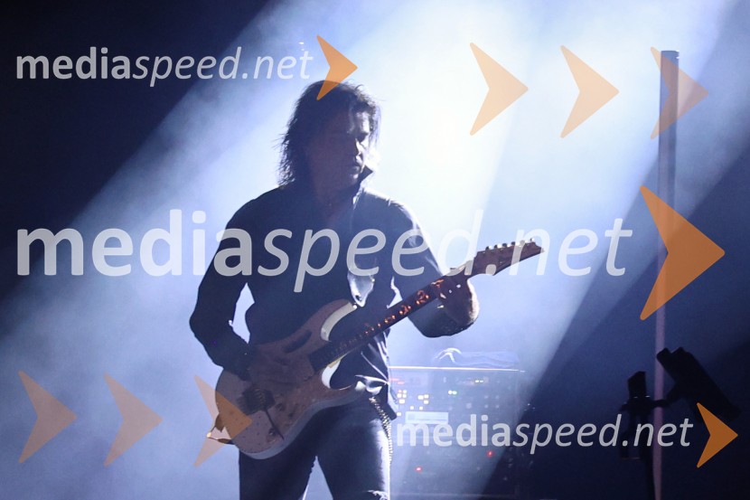  Bor Zuljan, kitarist, Šank rockSokijev dobrodelni masterclass