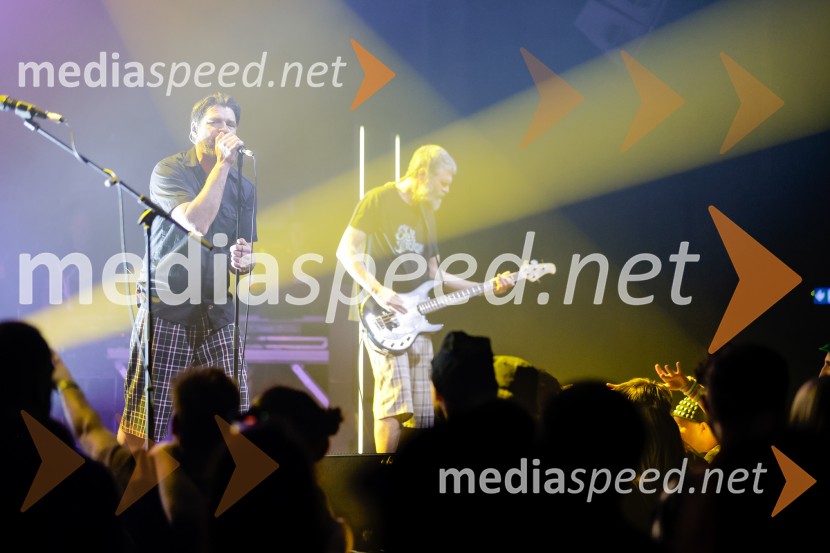  David  Kovšca – Buda, pevec skupine Elvis Jackson;  Erik Makuc-Slavc, bas kitara, skupina Elvis JacksonPredstavitev novega albuma zasedbe Elvis Jackson