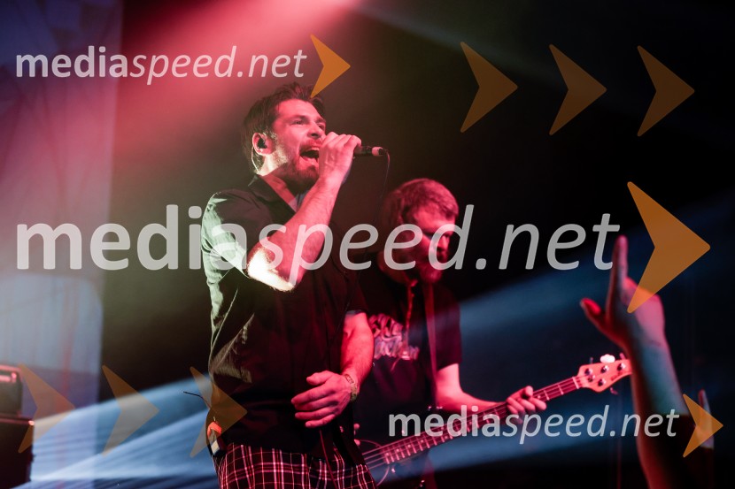  David  Kovšca – Buda, pevec skupine Elvis Jackson;  Erik Makuc-Slavc, bas kitara, skupina Elvis JacksonPredstavitev novega albuma zasedbe Elvis Jackson