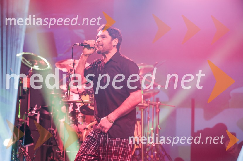  David  Kovšca – Buda, pevec skupine Elvis JacksonPredstavitev novega albuma zasedbe Elvis Jackson