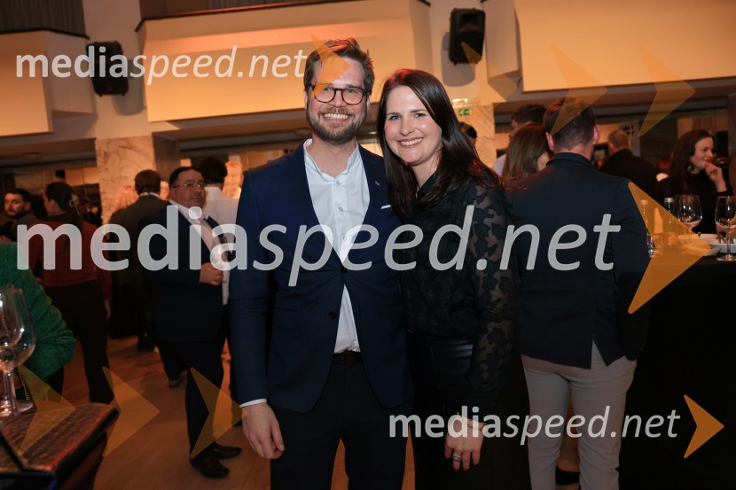  ... ;  Nina Bratovž, sommelierka JB restavracijaGAULT&MILLAU podelil nagrade za leto 2025