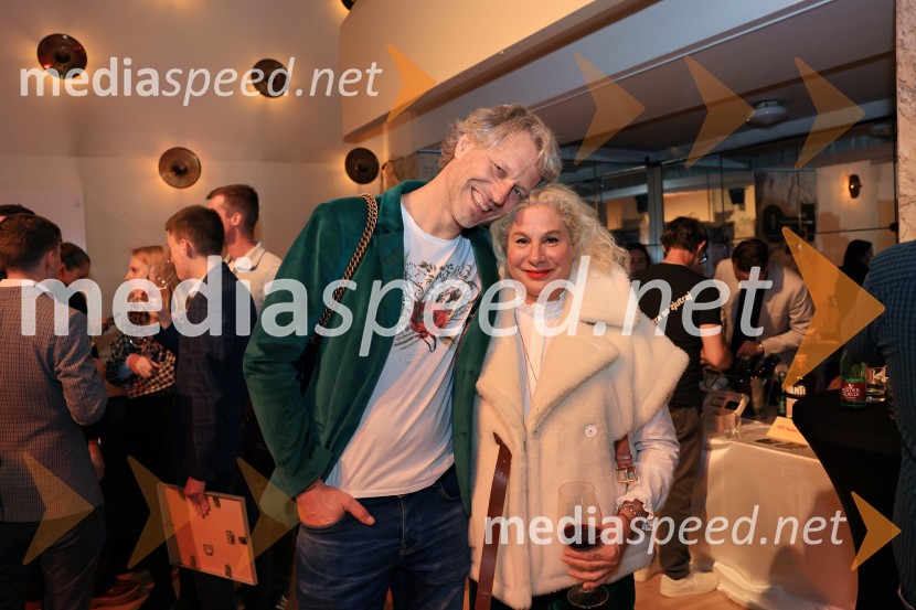  ... ;  Ana Roš Stojan, kuharska mojstrica in najboljša chefinja na svetu po izboru akademije The World's 50 Best Restaurants ter direktorica Hiše FrankoGAULT&MILLAU podelil nagrade za leto 2025