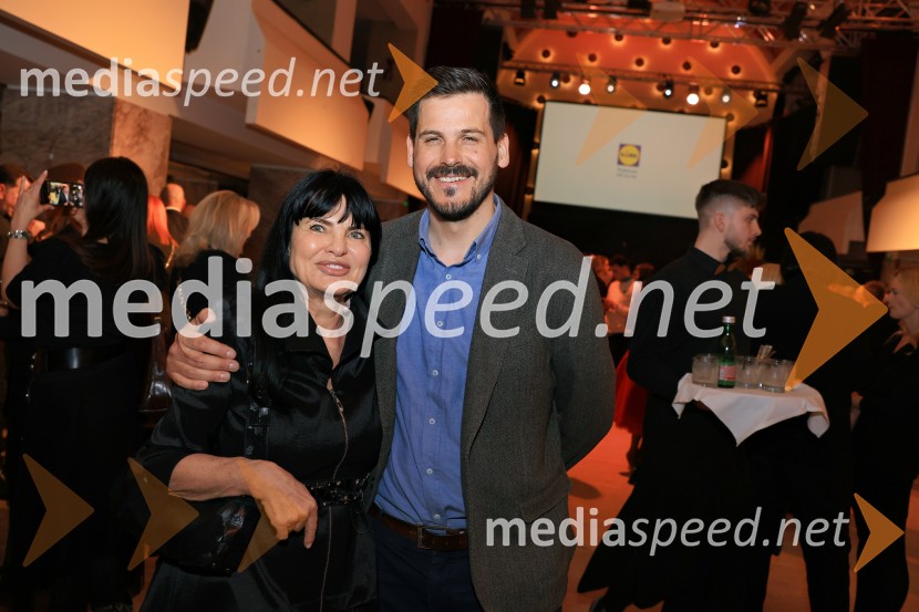 mag.  Helena  Cvikl, predavateljica na Fakulteti za turistične študije;  ... GAULT&MILLAU podelil nagrade za leto 2025