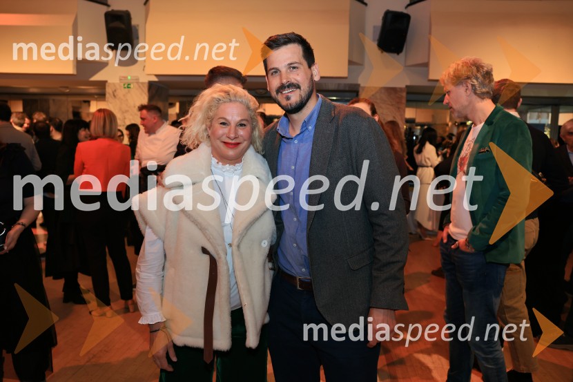  Ana Roš Stojan, kuharska mojstrica in najboljša chefinja na svetu po izboru akademije The World's 50 Best Restaurants ter direktorica Hiše Franko;  ... GAULT&MILLAU podelil nagrade za leto 2025