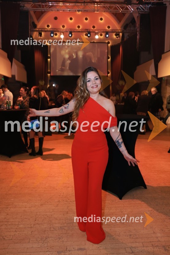  Jana Šušteršič, pevka, zmagovalka šova Slovenija ima talent 2014GAULT&MILLAU podelil nagrade za leto 2025