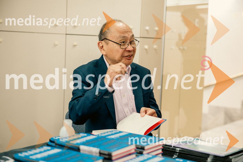  Francis Fukuyama, politolog in politični ekonomistFabula v teoriji s Francisom Fukuyamo, Cankarjev dom