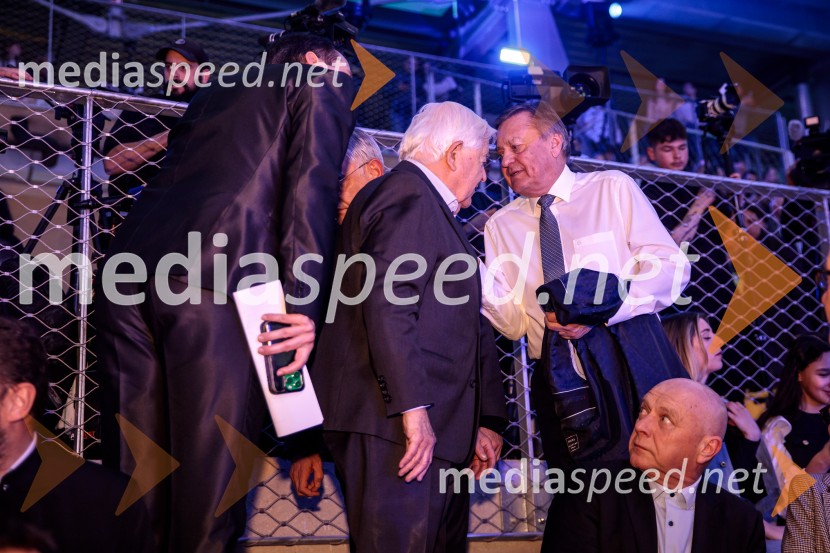  Milan Kučan, nekdanji predsednik Republike Slovenije;  Zoran Janković, župan, Mestna občina LjubljanaOdprtje Športnega centra Ilirija