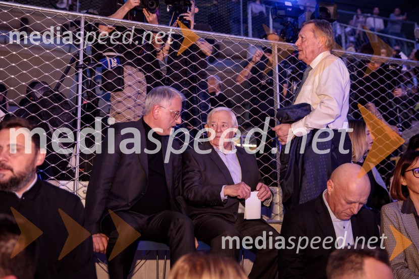  Matjaž Han, minister za gospodarstvo, turizem in šport;  Milan Kučan, nekdanji predsednik Republike Slovenije;  Zoran Janković, župan, Mestna občina LjubljanaOdprtje Športnega centra Ilirija