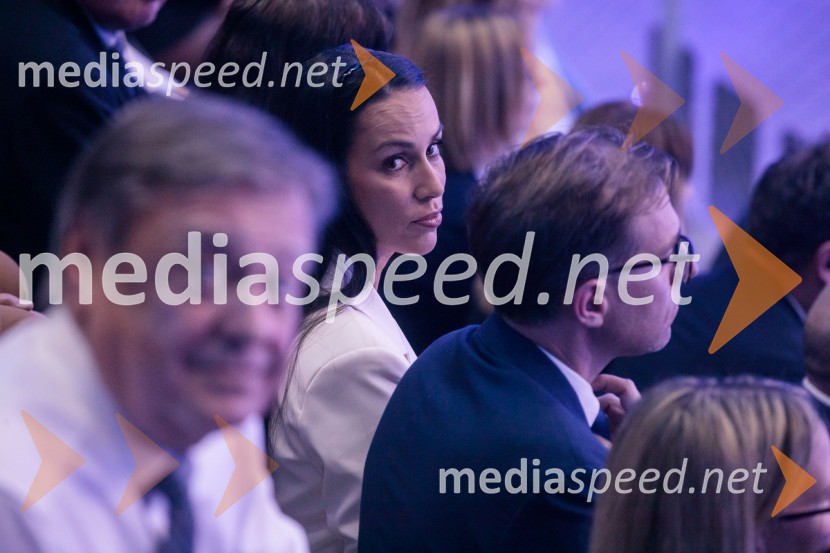  Tina Gaber, fotomodelOdprtje Športnega centra Ilirija