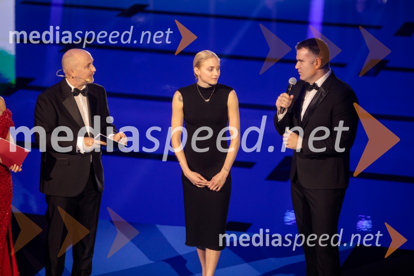  Anže Bašelj, voditelj;  Neža Klančar, plavalka;  Peter Mankoč, slovenski plavalecOdprtje Športnega centra Ilirija