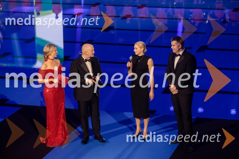  Bernarda Žarn, voditeljica;  Anže Bašelj, voditelj;  Neža Klančar, plavalka;  Peter Mankoč, slovenski plavalecOdprtje Športnega centra Ilirija