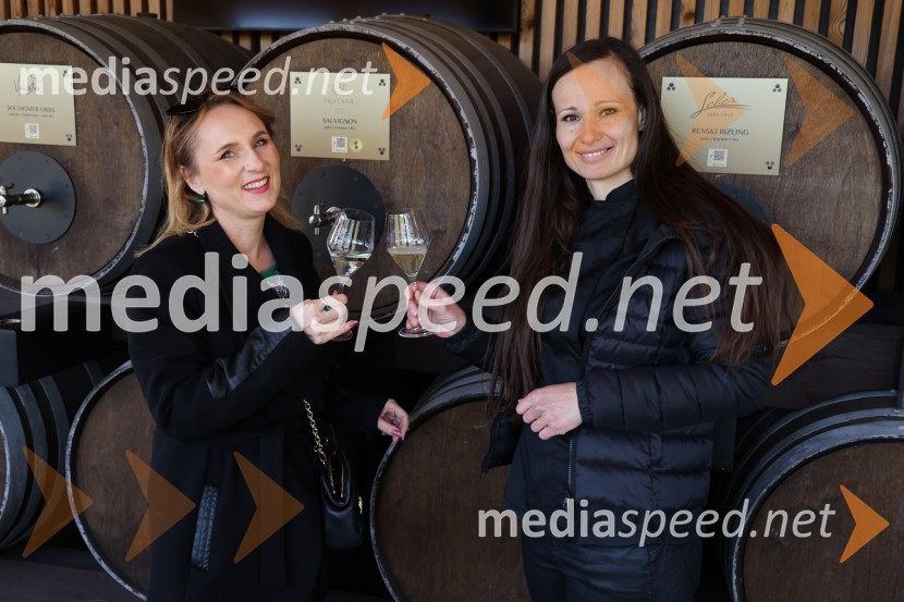  Tamara Fortuna, blogerka;  ... Odprtje sezone Fontane vin Vodole 2025