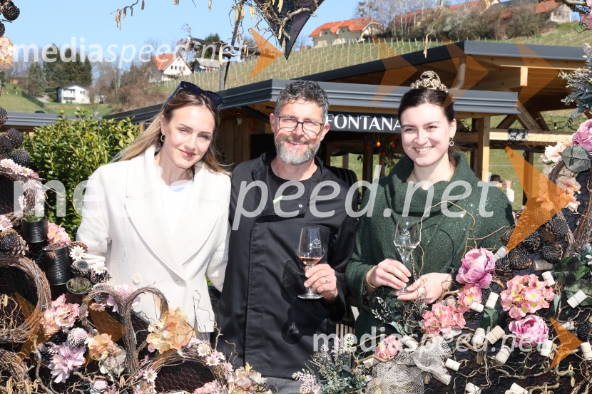  ... ;  Bogdan Mak, posestvo Sončni raj;  Nina  Polanec, 28. Vinska kraljica Slovenije 2025Odprtje sezone Fontane vin Vodole 2025