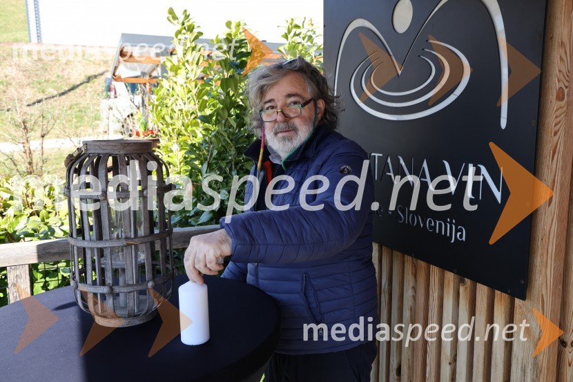  Rihard Bandelj - Riki, mojster poslikave telesaOdprtje sezone Fontane vin Vodole 2025