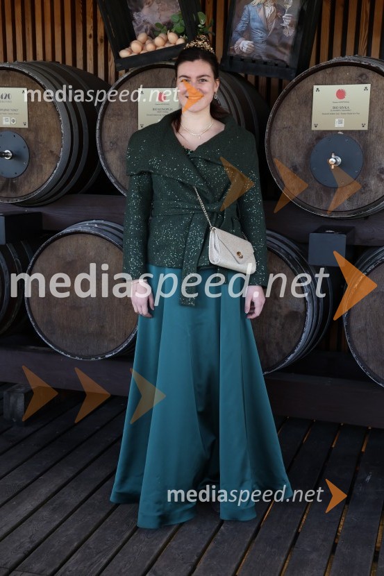  Nina  Polanec, 28. Vinska kraljica Slovenije 2025Odprtje sezone Fontane vin Vodole 2025