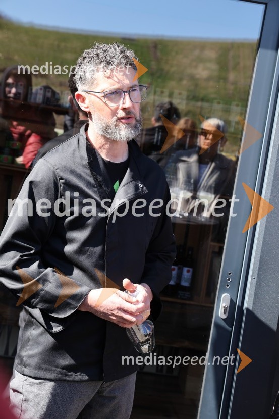  Bogdan Mak, posestvo Sončni rajOdprtje sezone Fontane vin Vodole 2025