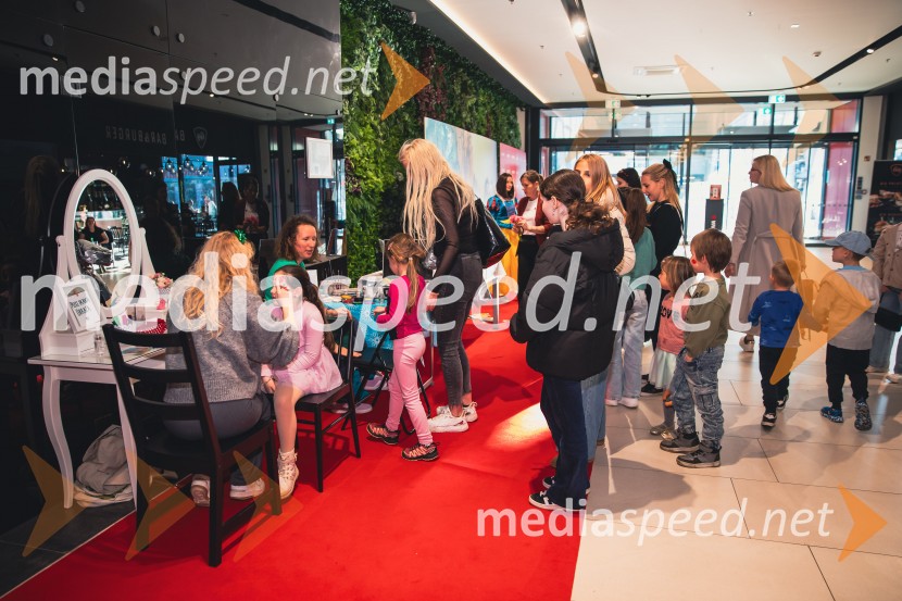 Sneguljčica, premiera Disneyjeve klasike v Cineplexx Ljubljana