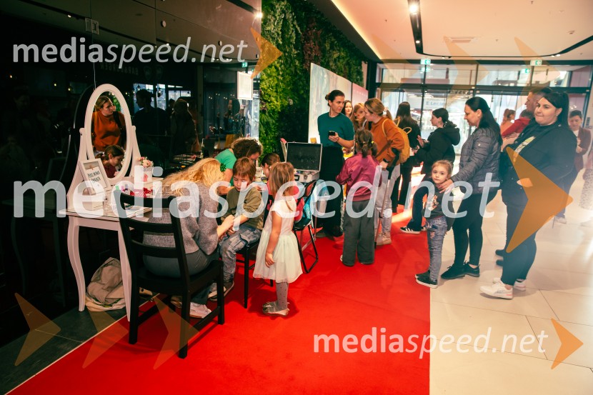 Sneguljčica, premiera Disneyjeve klasike v Cineplexx Ljubljana