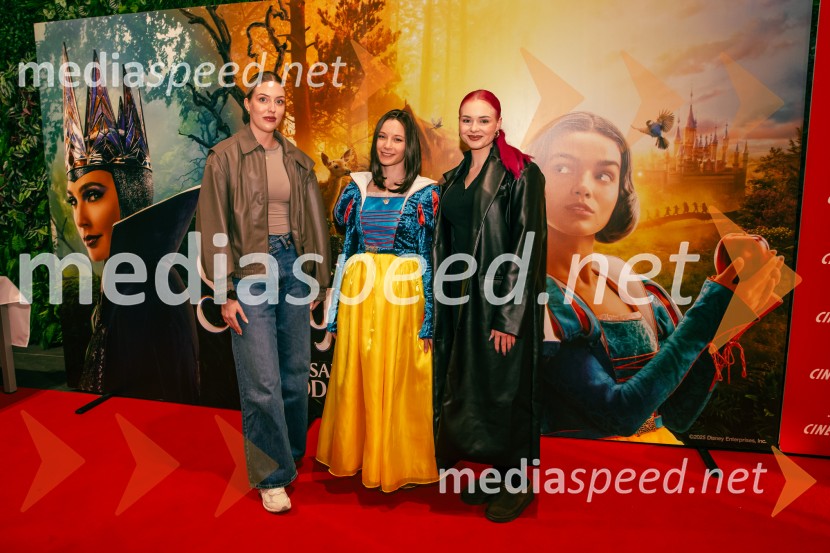  ... ;  Klara Čotar, Black Tea Cosplay;  Gaja Hribernik, ustvarjalka vsebin, osebna trenerkaSneguljčica, premiera Disneyjeve klasike v Cineplexx Ljubljana