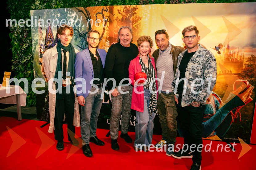  ... ;  Srđan Milovanović, glasbenik;  Marjan Bunič, pevec, voditelj, Radio Ognjišče;  Tanja Pečenko, pevka, igralka, plesalka;  Rok Kunaver, igralec;  Klemen Bunderla, radijski voditelj, radio AktualSneguljčica, premiera Disneyjeve klasike v Cineplexx Ljubljana