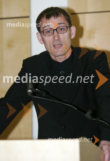 Izred. prof. dr. Jure MarnUniverza v Mariboru, promocija doktorjev znanosti