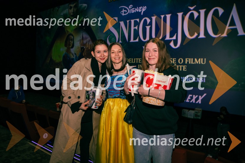  ... ;  Klara Čotar, Black Tea Cosplay;  ... Sneguljčica, premiera Disneyjeve klasike v Cineplexx Ljubljana