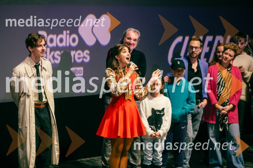  Saša Lešnjek, pevka, igralkaSneguljčica, premiera Disneyjeve klasike v Cineplexx Ljubljana